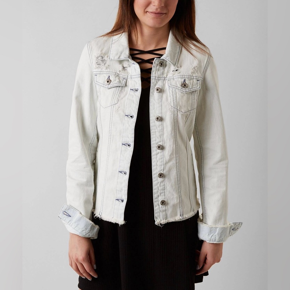 Buckle RWH Denim Purposely Distressed Torn Ripped Grunge Jacket Light Wash Small